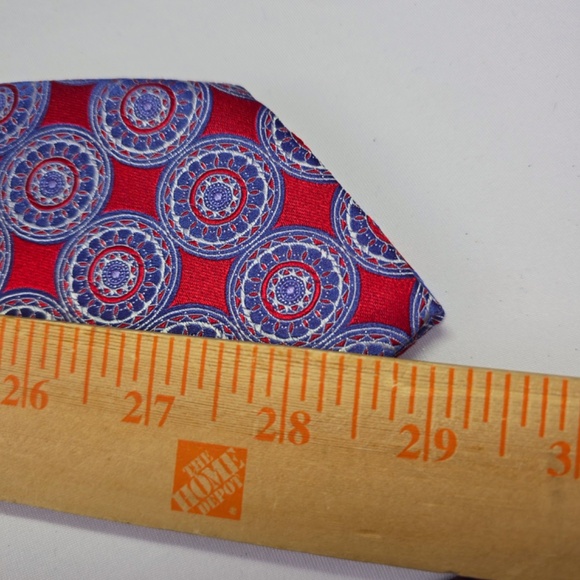 ERMENEGILDO  ZEGNA Textured Medallion Silk Tie (Red -Blue -White) Made In Italy - Picture 9 of 9